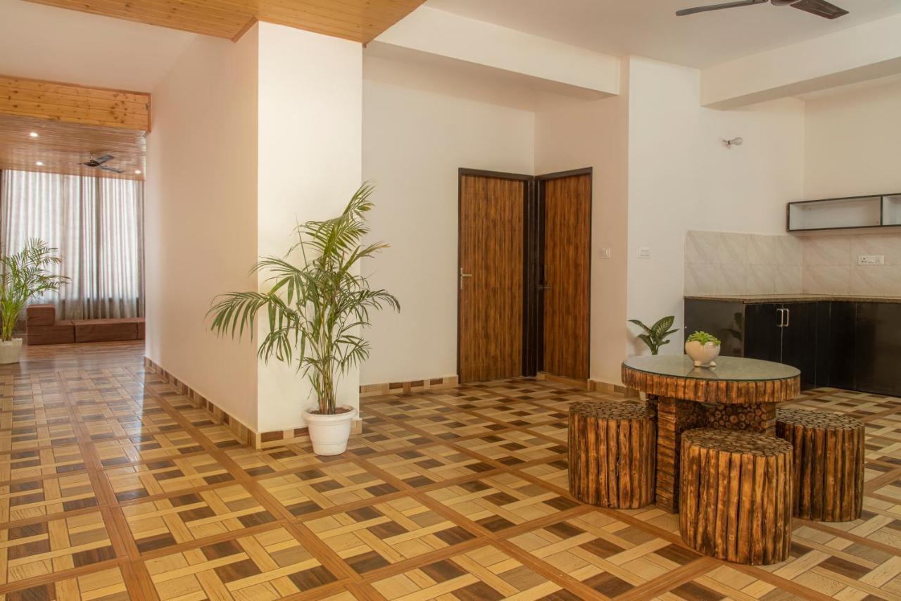 Valley View Apartments Kasauli Exteriér fotografie